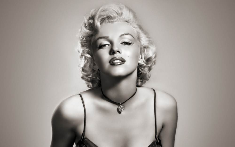 Marilyn Monroe-21