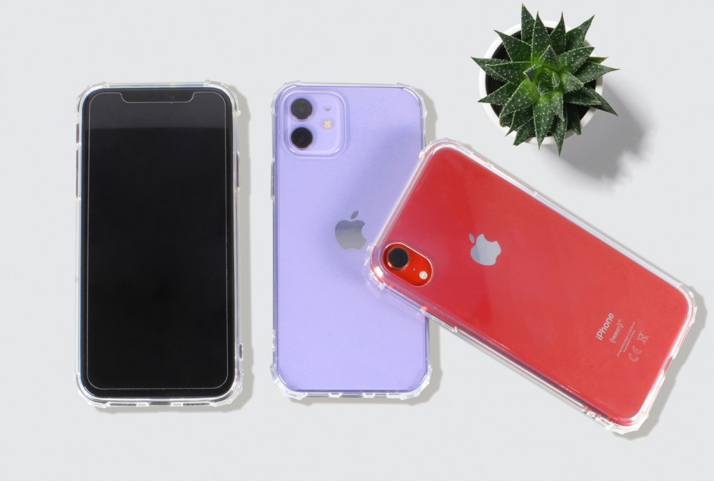 Apple iPhone XR szilikon tok közepesen ütésálló légpárnás sarok  átlátszó