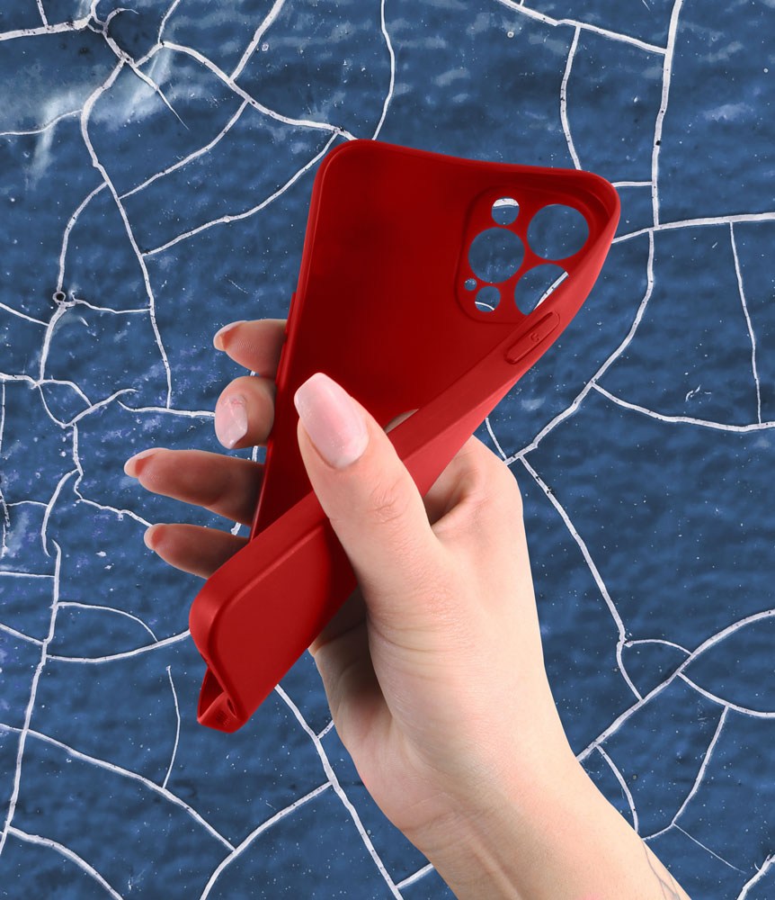 Apple iPhone 12 Mini szilikon tok logó kihagyós kameravédővel matt piros