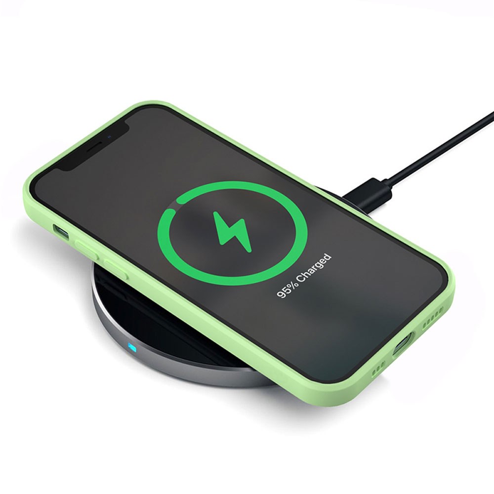 Apple iPhone 14 szilikon tok gyári MagSafe kameravédővel piros